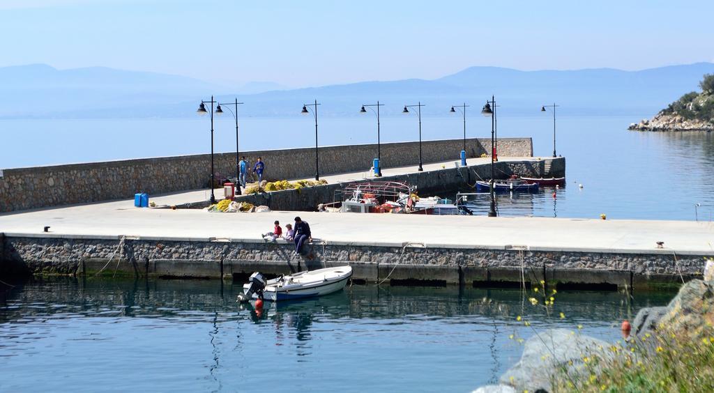 Pharos Rooms Ília Dış mekan fotoğraf