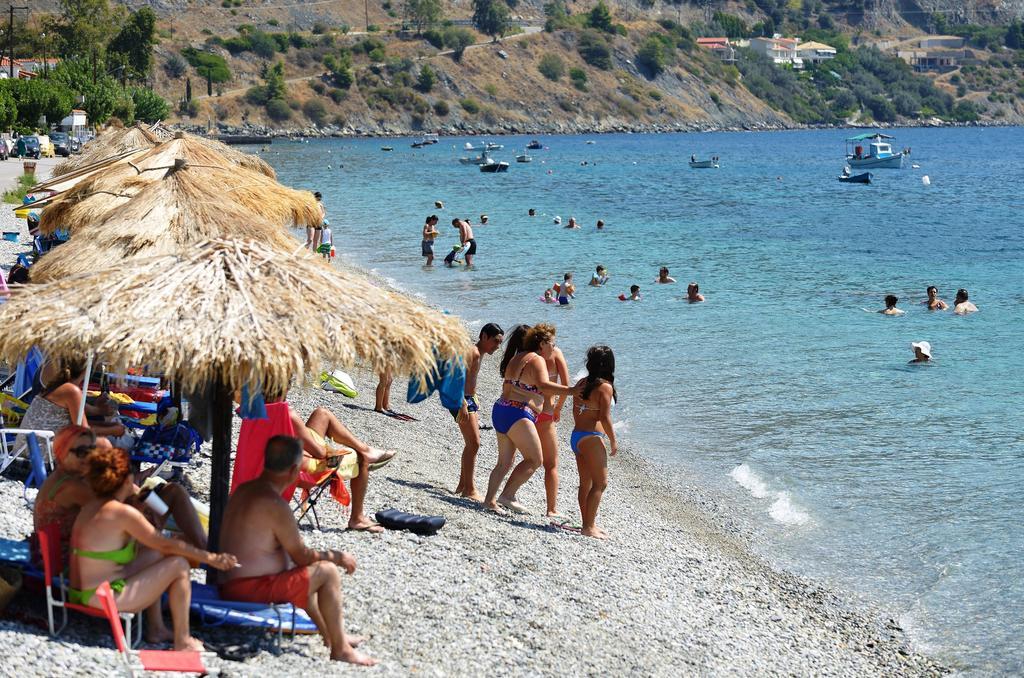 Pharos Rooms Ília Dış mekan fotoğraf