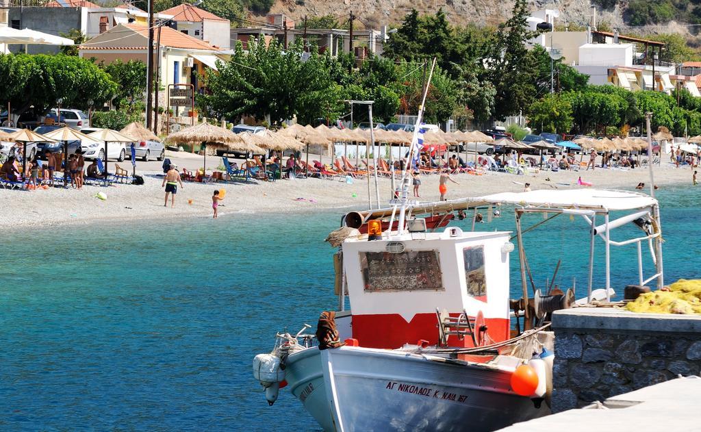 Pharos Rooms Ília Dış mekan fotoğraf