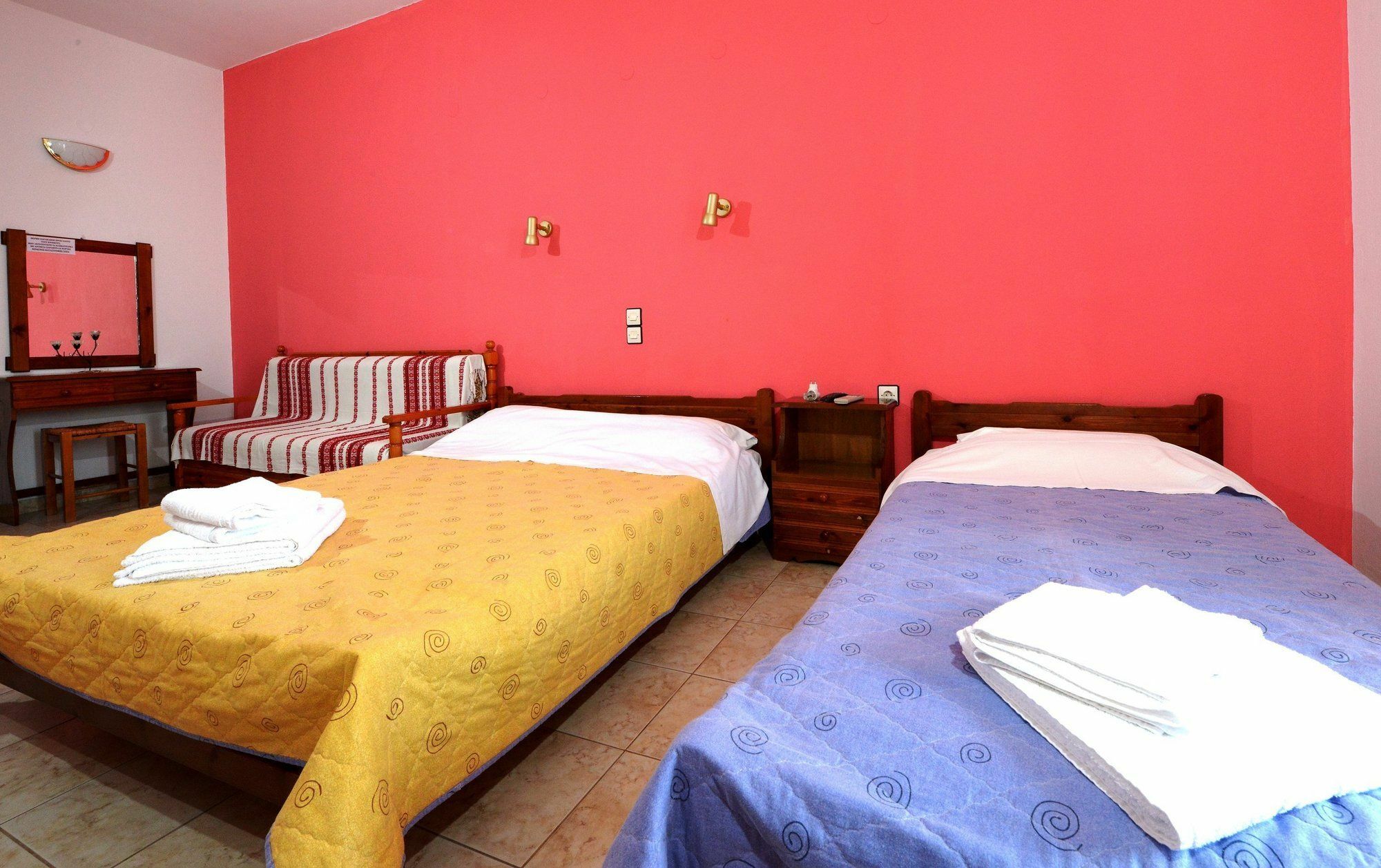 Pharos Rooms Ília Dış mekan fotoğraf