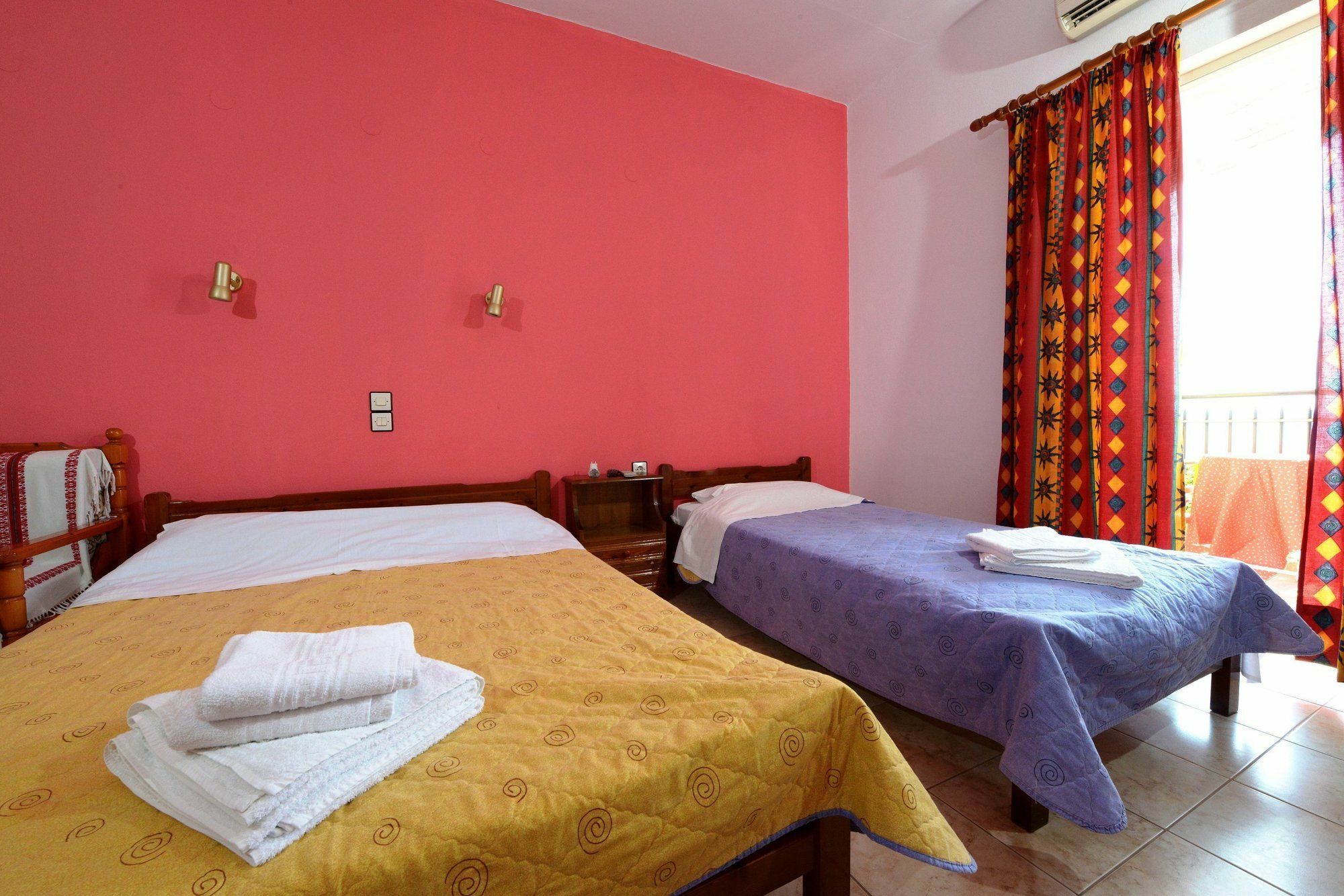 Pharos Rooms Ília Dış mekan fotoğraf